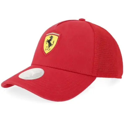 Formula One - Motor Röd trucker Keps - Ferrari F1 26 Team Red A-frame Trucker @ Hatstore