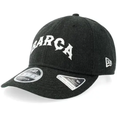 New Era - Football Svart adjustable Keps - Barcelona Wool 9FIFTY Retro Crown Black Adjustable @ Hatstore