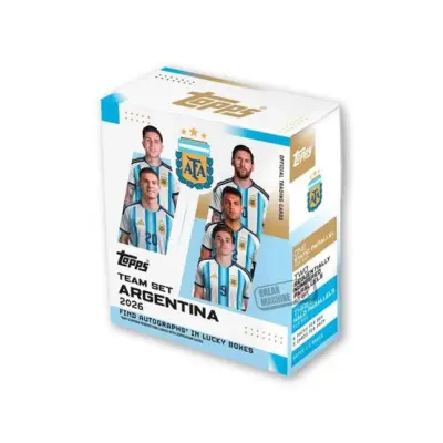 Topps - Svart Trading Cards - Argentina Team Set 2025-26 Hobby Box - 6 Packs (30 Cards) @ Hatstore