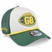 New Era - NFL Grön trucker Keps - Green Bay Packers Nfl24 Sideline His 9FORTY Stone/Green A-frame Trucker @ Hatstore