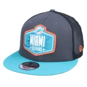 New Era - NFL Grå snapback Keps - Miami Dolphins 9Fifty NFL21 Draft Dark Grey/Teal Trucker @ Hatstore