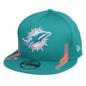 New Era - NFL Grön snapback Keps - Miami Dolphins NFL21 Side Line 9FIFTY Teal Snapback @ Hatstore