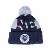 New Era - NFL Blå pom Beanie - New England Patriots NFL 20 On field Sport Knit OFC Navy Pom @ Hatstore