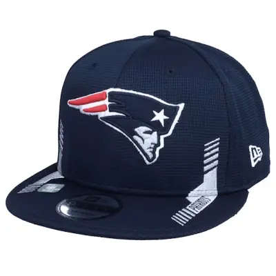 New Era - NFL Blå snapback Keps - New England Patriots NFL21 Side Line 9FIFTY Navy Snapback @ Hatstore