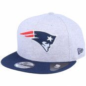 New Era - NFL Grå snapback Keps - New England Patriots 9Fifty Jersey Essential Heather Grey/Navy Snapback @ Hatstore