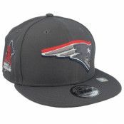 New Era - NFL Grå snapback Keps - New England Patriots NFL24 Draft 9FIFTY Grey/Red/Blue Snapback @ Hatstore