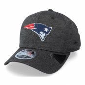 New Era - NFL Svart adjustable Keps - New England Patriots Total Shadow Tech 9Fifty Black Adjustable @ Hatstore