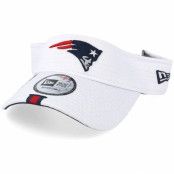 New Era - NFL Vit visor Keps - New England Patriots On Field 19 Training White Visor @ Hatstore