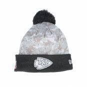 New Era - NFL Camo pom Beanie - Kansas City Chiefs Nfl24 Salute To Service Camo/Graphite Pom @ Hatstore