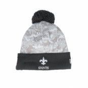 New Era - NFL Camo pom Beanie - New Orleans Saints Nfl24 Salute To Service Camo/Graphite Pom @ Hatstore