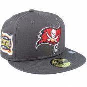 New Era - NFL Grå fitted Keps - Tampa Bay Buccaneers Side Patch 59FIFTY Grey Fitted @ Hatstore