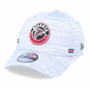 New Era - NFL Grå flexfit Keps - Atlanta Falcons NFL 20 On Field Road 39Thirty Grey Flexfit @ Hatstore