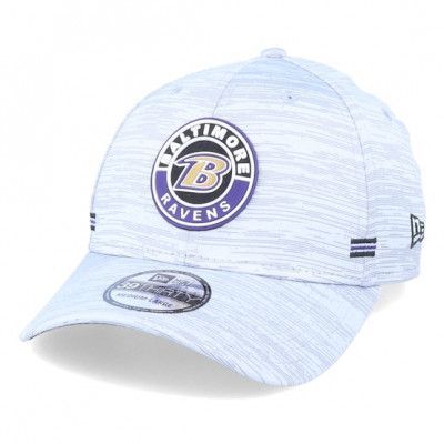 New Era - NFL Grå flexfit Keps - Baltimore Ravens NFL 20 On Field Road 39Thirty Grey Flexfit @ Hatstore