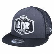 New Era - NFL Grå trucker Keps - Las Vegas Raiders 9Fifty NFL21 Draft Dark Grey/Black Trucker @ Hatstore