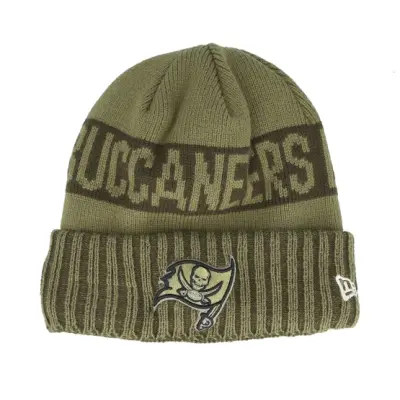 New Era - NFL Grön cuff Beanie - Tampa Bay Buccaneers NFL Salute To Service Green Knit Cuff @ Hatstore