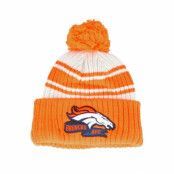 New Era - NFL Orange pom Beanie - Denver Broncos NFL22 Sideline Sportknit Orange Pom @ Hatstore