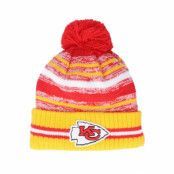 New Era - NFL Röd pom Beanie - Kansas City Chiefs NFL21 Sport Knit Red/Yellow Pom @ Hatstore