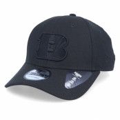 New Era - NFL Svart adjustable Keps - Cincinnati Bengals Mono Team Colour 9Forty Black/Black Adjustable @ Hatstore