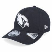 New Era - NFL Svart adjustable Keps - Hatstore Exclusive x Arizona Cardinals Essential 9Fifty Stretch Black Adjustable @ Hatstore