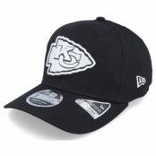 New Era - NFL Svart adjustable Keps - Hatstore Exclusive x Kansas City Chiefs Essential 9Fifty Stretch Black Adjustable @ Hatstore