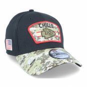 New Era - NFL Svart adjustable Keps - Kansas City Chiefs NFL21 Salute To Service 39THIRTY Black/Camo Flexfit @ Hatstore