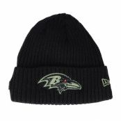 New Era - NFL Svart cuff Beanie - Baltimore Ravens Salute To Service NFL 20 Knit Black Cuff @ Hatstore