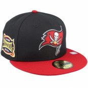 New Era - NFL Svart fitted Keps - Tampa Bay Buccaneers Side Patch 59FIFTY Tambuc Black/Red Fitted @ Hatstore