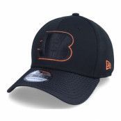 New Era - NFL Svart flexfit Keps - Cincinnati Bengals NFL21 Side Line 39THIRTY Black Flexfit @ Hatstore