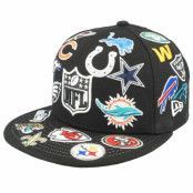 New Era - NFL Svart Keps - All Over Patch 59FIFTY NFL Black Fitted @ Hatstore