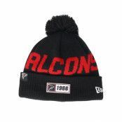 New Era - NFL Svart pom Beanie - Atlanta Falcons On Field 19 Sport Knit Black/Red Pom @ Hatstore