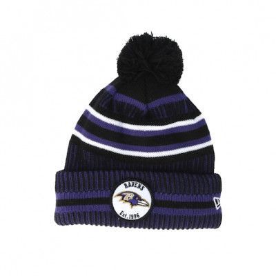 New Era - NFL Svart pom Beanie - Baltimore Ravens On Field 19 Sport Knit 2 Black/Purple Pom @ Hatstore