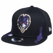 New Era - NFL Svart snapback Keps - Baltimore Ravens NFL21 Side Line 9FIFTY Black Snapback @ Hatstore