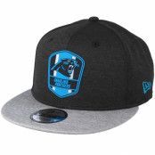 New Era - NFL Svart snapback Keps - Carolina Panthers 9Fifty On Field Black/Grey Snapback @ Hatstore