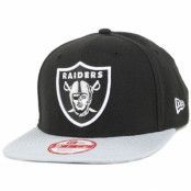 New Era - NFL Svart snapback Keps - Oakland Raider NFL Sideline 9Fifty Snapback @ Hatstore