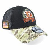 New Era - NFL Svart trucker Keps - Cincinnati Bengals M 9FORTY NFL Salute To Service 22 Black/Camo Trucker @ Hatstore