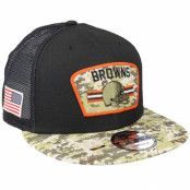 New Era - NFL Svart trucker Keps - Cleveland Browns NFL21 Salute To Service 9FIFTY Black/Camo Trucker @ Hatstore