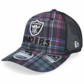 New Era - NFL Svart trucker Keps - Las Vegas Raiders NFL24 Crucial Catch 9SEVENTY Tartarn Trucker @ Hatstore