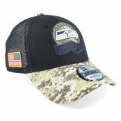 New Era - NFL Svart trucker Keps - Seattle Seahawks M 9FORTY NFL Salute To Service 22 Black/Camo Trucker @ Hatstore