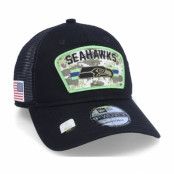 New Era - NFL Svart trucker Keps - Seattle Seahawks NFL Salute To Service 9TWENTY Black/Camo Trucker @ Hatstore