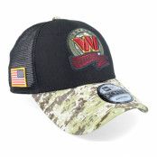 New Era - NFL Svart trucker Keps - Washington Commanders M 9FORTY NFL Salute To Service 22 Black/Camo Trucker @ Hatstore