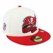 New Era - NFL Vit fitted Keps - Tampa Bay Buccaneers NFL22 Sideline 59FIFTY White/Red Fitted @ Hatstore