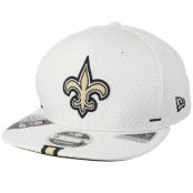 New Era - NFL Vit snapback Keps - New Orleans Saints 9Fifty On Field 19 Training White Snapback @ Hatstore