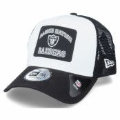 New Era - NFL Vit trucker Keps - Las Vegas Raiders Graphic Patch A-Frame OFC White/Black Trucker @ Hatstore