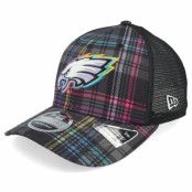 New Era - NFL Svart trucker Keps - Philadelphia Eagles NFL24 Crucial Catch 9SEVENTY Tartarn Trucker @ Hatstore