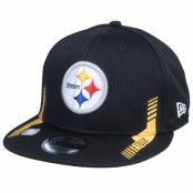 New Era - NFL Svart snapback Keps - Pittsburgh Steelers NFL21 Side Line 9FIFTY Black Snapback @ Hatstore