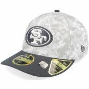 New Era - NFL Camo fitted Keps - San Francisco 49ers Nfl24 Salute To Service Low Profile 59FIFTY Camo/Graphite Fitted @ Hatstore