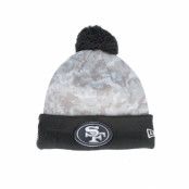 New Era - NFL Camo pom Beanie - San Francisco 49ers Nfl24 Salute To Service Camo/Graphite Pom @ Hatstore