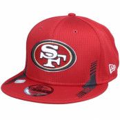 New Era - NFL Röd snapback Keps - San Francisco 49ers NFL21 Side Line 9FIFTY Red Snapback @ Hatstore