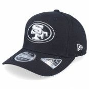 New Era - NFL Svart adjustable Keps - Hatstore Exclusive x San Francisco 49ers Essential 9Fifty Stretch Black Adjustable @ Hatstore