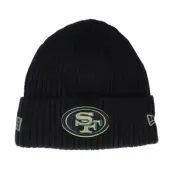 New Era - NFL Svart cuff Beanie - San Francisco 49ers Salute To Service NFL 20 Knit Black Cuff @ Hatstore